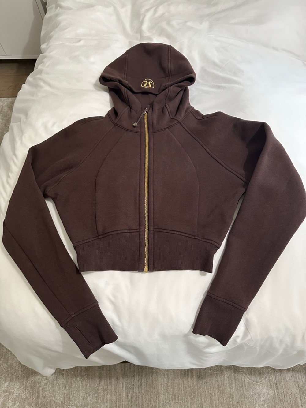 lululemon athletica Chocolate Brown Cropped Zip Hoodie sz 4